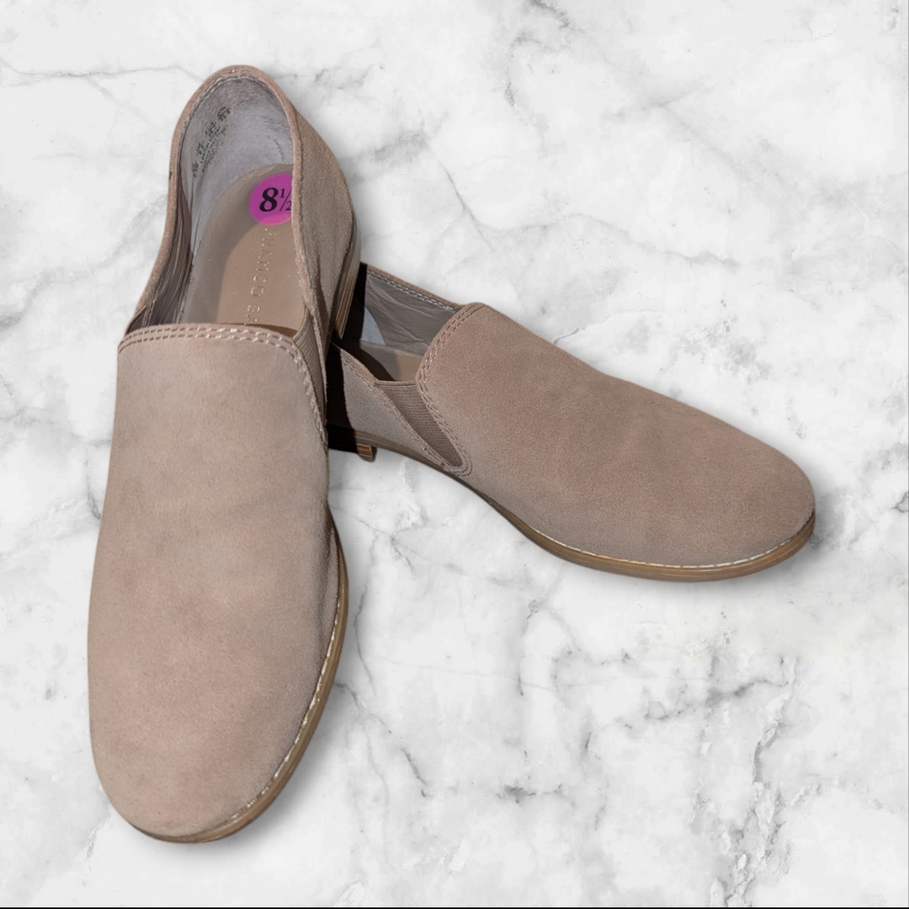 Franco Sarto Pardon suede leather Slip-On flats, size 8.5, tan